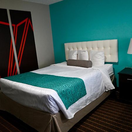 Howard Johnson By Wyndham Near Schlitterbahn New Braunfels Ngoại thất bức ảnh