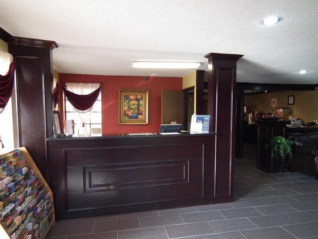 Howard Johnson By Wyndham Near Schlitterbahn New Braunfels Ngoại thất bức ảnh